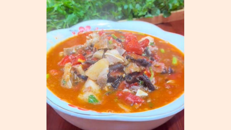 Cách làm giò xào sốt cà chua Cách làm giò xào sốt cà chua