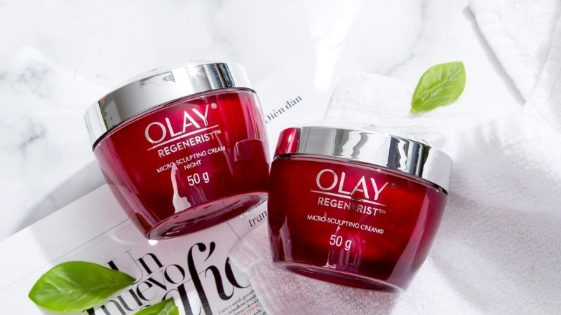 Sản phẩm dành cho phụ nữ từ 25 tuổi gặp các vấn đề về lão hóa và da khô sạm