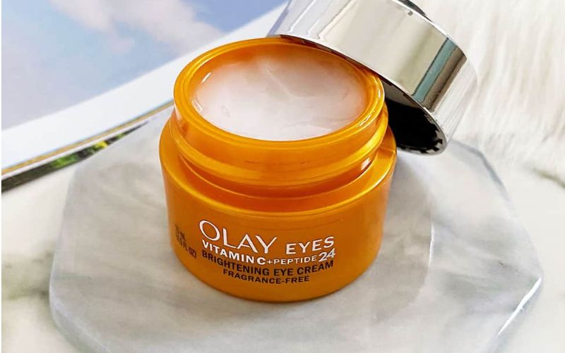 Olay Vitamin C + Peptide 24 giúp cải thiện sắc da và tăng vẻ rạng rỡ