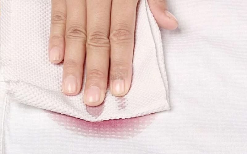 Bước 1: Thấm hút ngay lập tức Bước 1: Thấm hút ngay lập tức