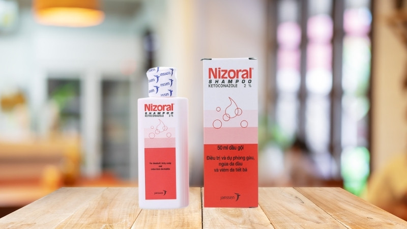 Dầu gội dược lý Nizoral Dầu gội dược lý Nizoral