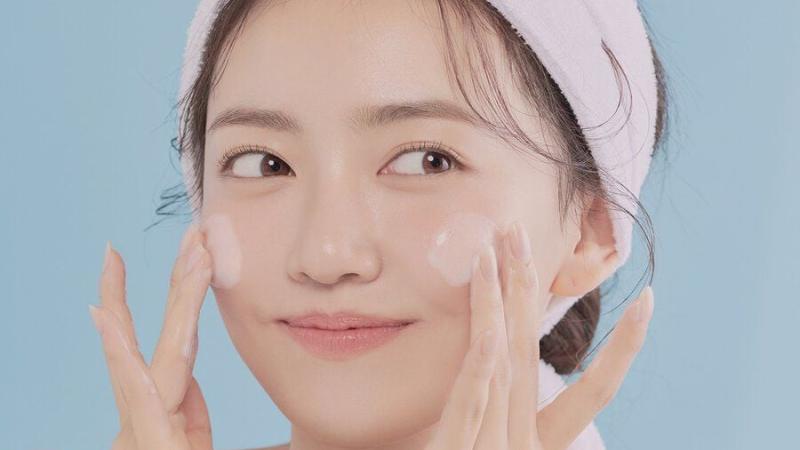 20 tuổi có nên dùng kem Olay không?