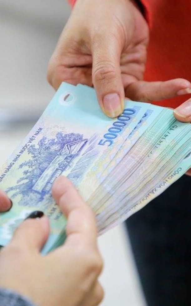 Tiền thưởng Tết có tính thuế TNCN không? Quy định mới nhất