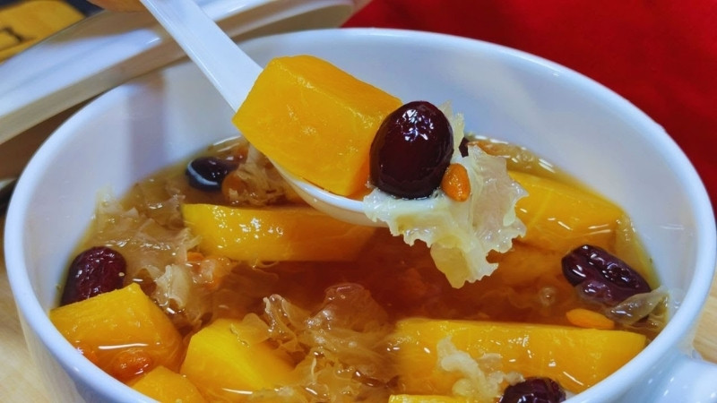 Chè đu đủ tiềm nấm tuyết Chè đu đủ tiềm nấm tuyết