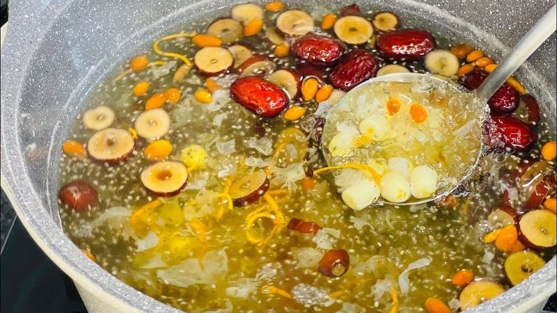 Món ăn dưỡng nhan là thực phẩm từ thảo dược bồi bổ da Món ăn dưỡng nhan là thực phẩm từ thảo dược bồi bổ da