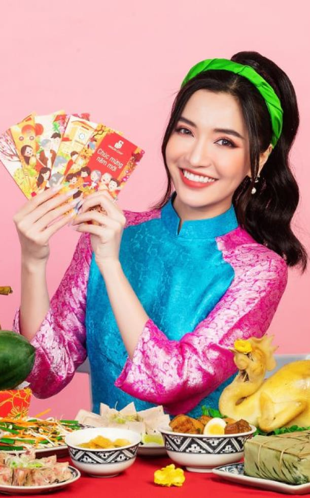 Danh sách 10 bài karaoke Tết hay, dễ hát cho tone nam và nữ