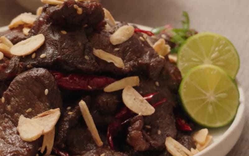 Món ăn hoàn thiện thơm ngon hấp dẫn. Món ăn hoàn thiện thơm ngon hấp dẫn.