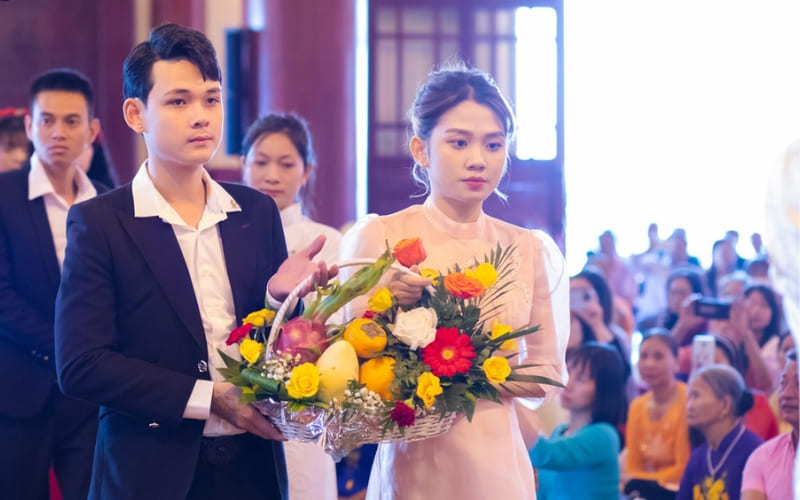 Phần này giải thích rõ hạ lễ và xin lộc.