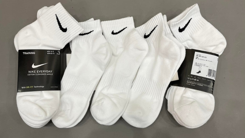 Set tất/vớ cổ cao thương hiệu Set tất/vớ cổ cao thương hiệu