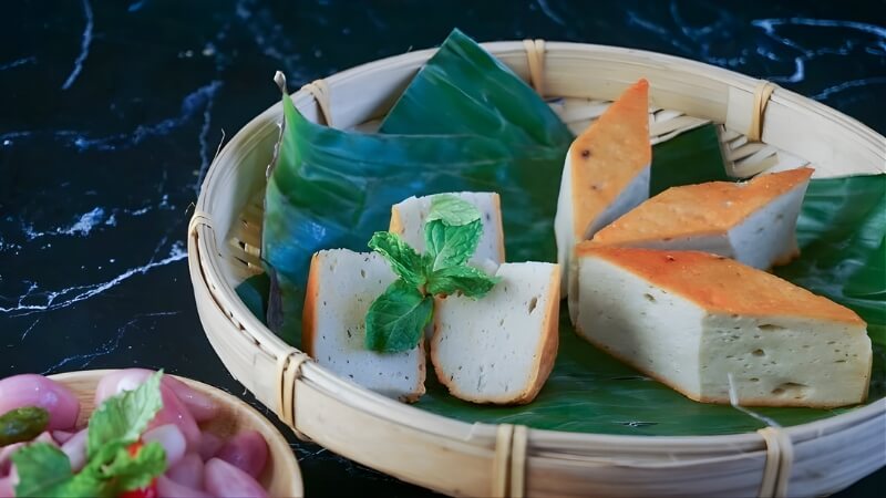 Tận dụng giò lụa, chả quế