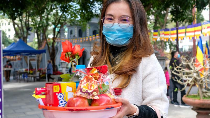 Đi lễ chùa có bắt buộc phải mang mâm quả không? Đi lễ chùa có bắt buộc phải mang mâm quả không?