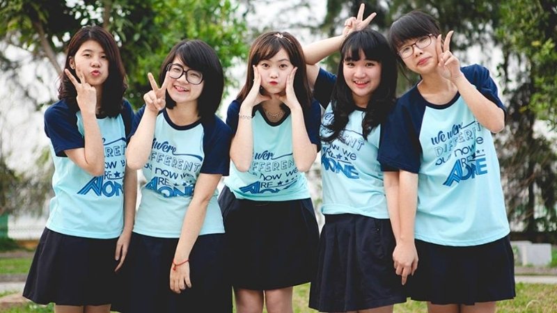 Mẫu áo lớp oversize 4 Mẫu áo lớp oversize 4