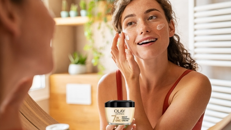 Dòng Olay Total Effects dao động từ 250.000 - 350.000 đồng Dòng Olay Total Effects dao động từ 250.000 - 350.000 đồng