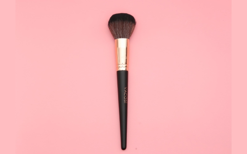 Dụng cụ đánh má hồng