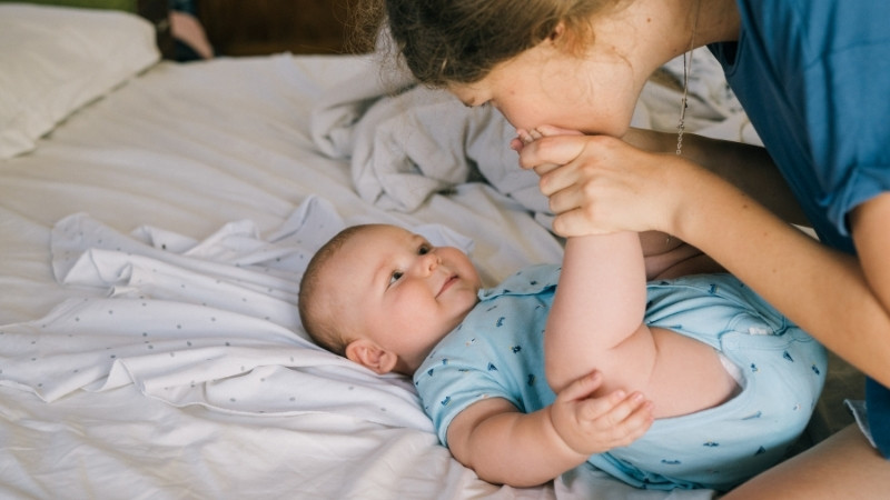 Chọn tháng sinh tốt và nuôi dạy bằng sự thấu hiểu giúp hóa giải xung khắc tuổi tác