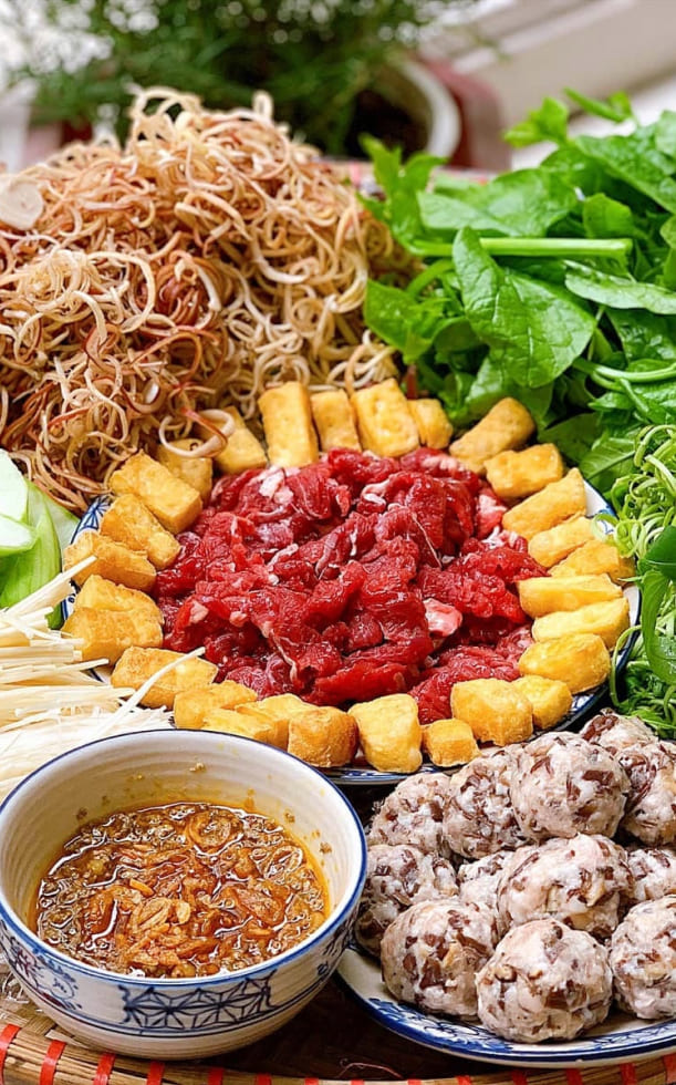 List 10 quán lẩu cua Sài Gòn ngon, lạ miệng, giá hợp lý