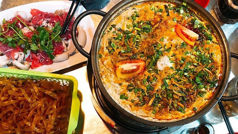 Lẩu cua đồng Hoa Phượng