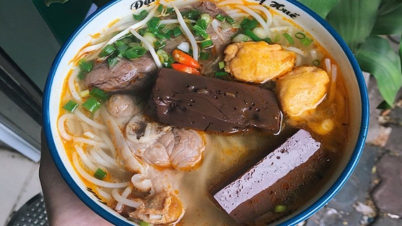 Bún bò Huế Huyền Anh