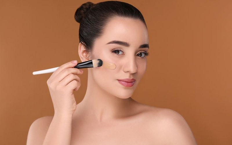 Bước 1: Tạo lớp nền trong suốt (Clean Girl Base)