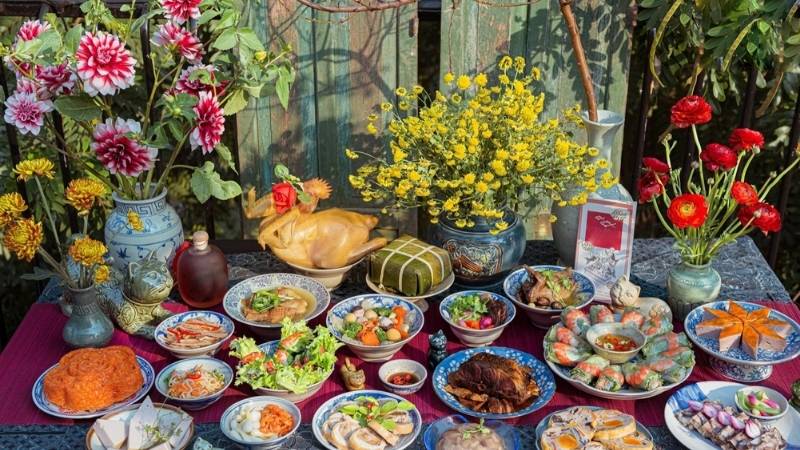 Không nên sử dụng hoa giả hoặc trái cây nhựa