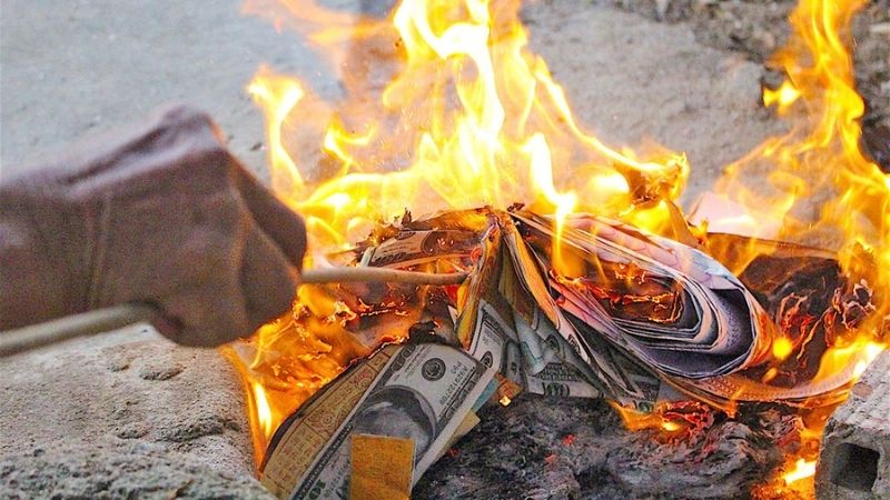 Đốt vàng mã không phải quy định bắt buộc trong tết Thanh minh