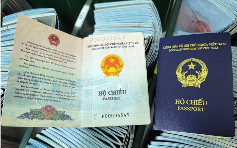 Hồ sơ nhân thân giúp xác minh danh tính người xin visa.