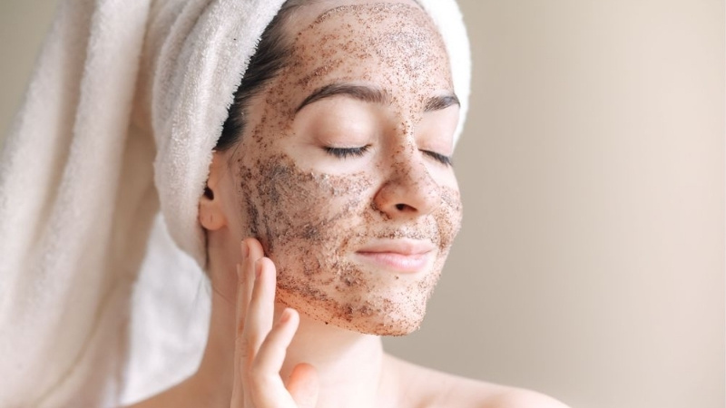 Tẩy da chết vật lý