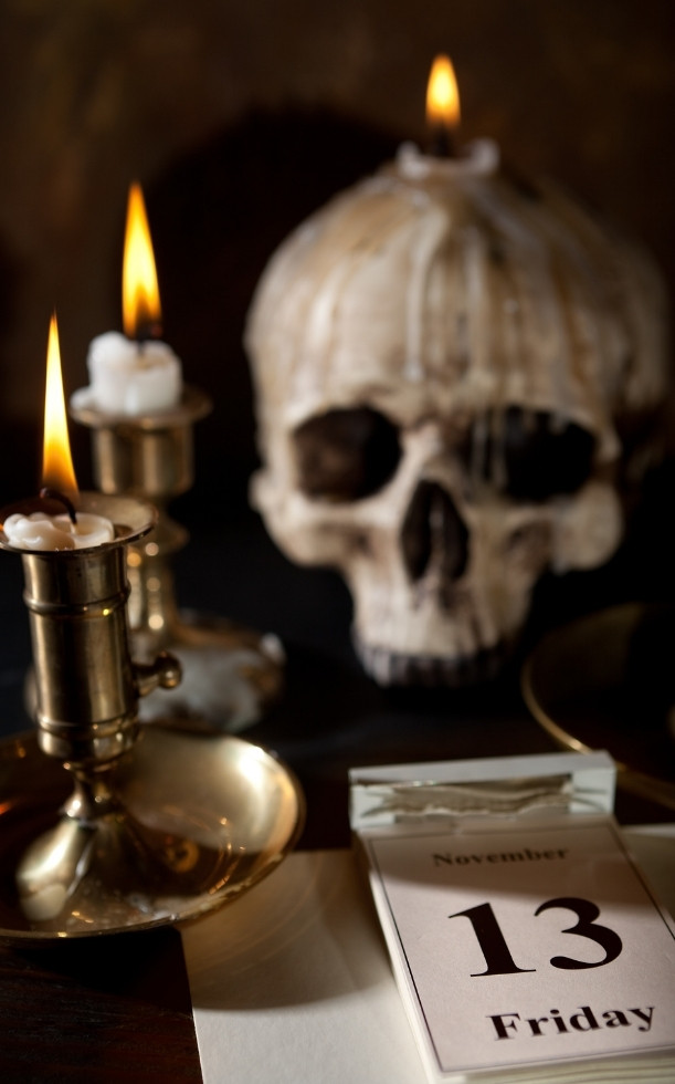 Thứ 6 ngày 13 là ngày gì? Nguồn gốc & những điều kiêng kỵ