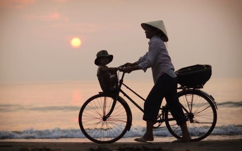 Sự hy sinh giúp các mối quan hệ trở nên gắn bó.