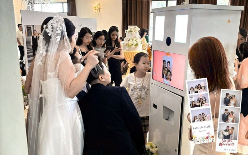 Các yếu tố ảnh hưởng đến giá thuê photobooth