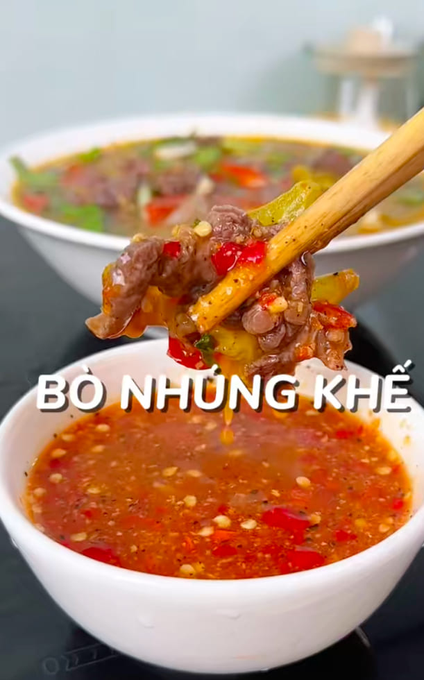 Công thức làm bò nhúng khế chua thanh, thịt bò mềm ngọt không dai