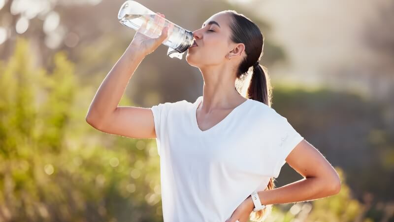 Lộ trình 4 tuần làm quen với nước ion kiềm cho người mới (Cập nhật 2026)