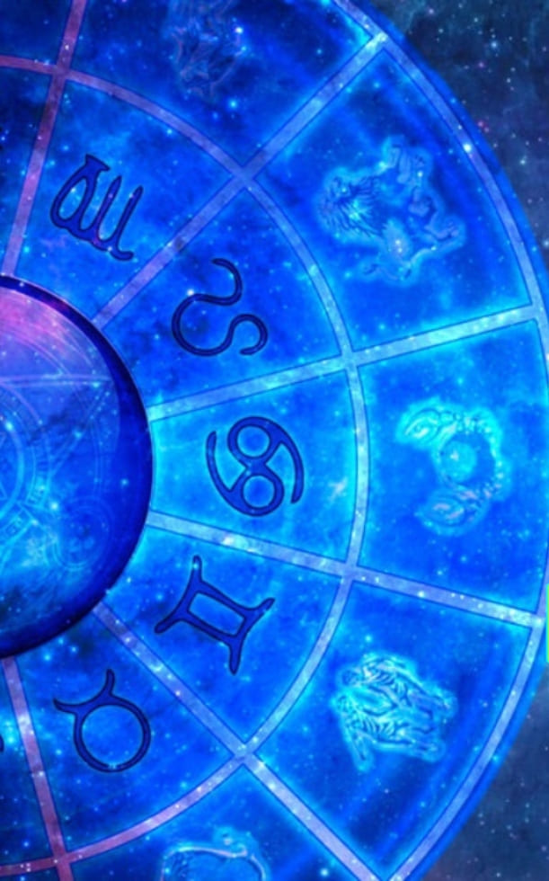 Tử vi tháng 4 2026 12 cung hoàng đạo: Dự báo chi tiết và lời khuyên