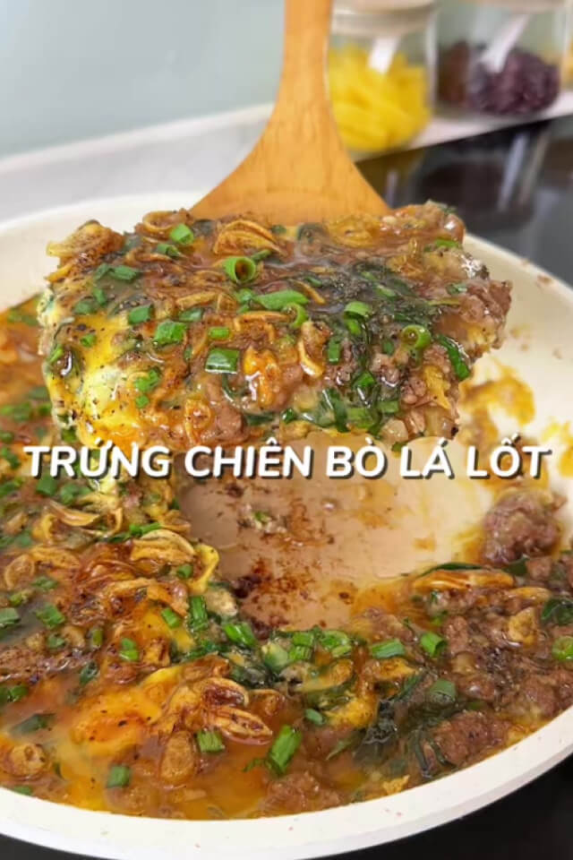 Cách làm trứng chiên bò lá lốt thơm nức mũi, lạ miệng đổi vị