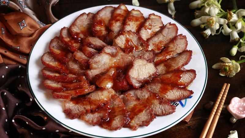 Thịt nạc vai làm xá xíu kiểu Hoa