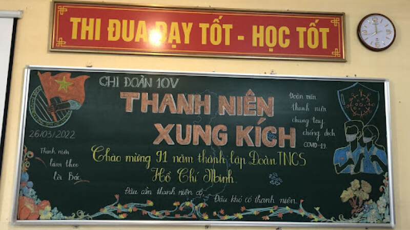 Trang trí bảng 26/3 đơn giản 5