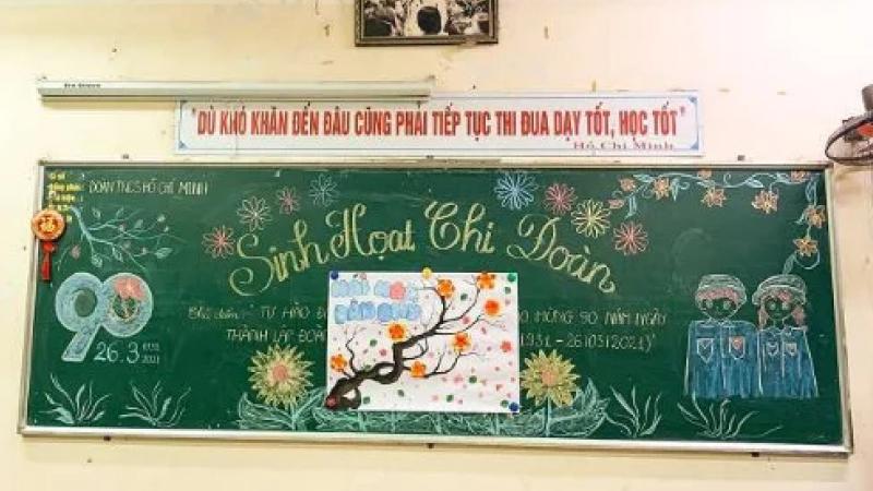 Trang trí bảng kết hợp khẩu hiệu 8