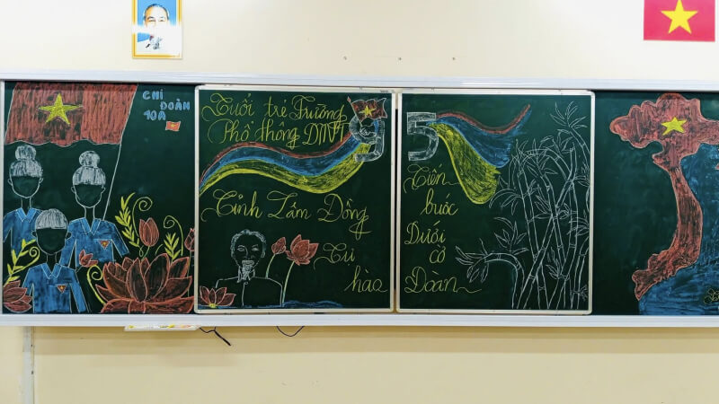 Trang trí bảng 26/3 đơn giản 1