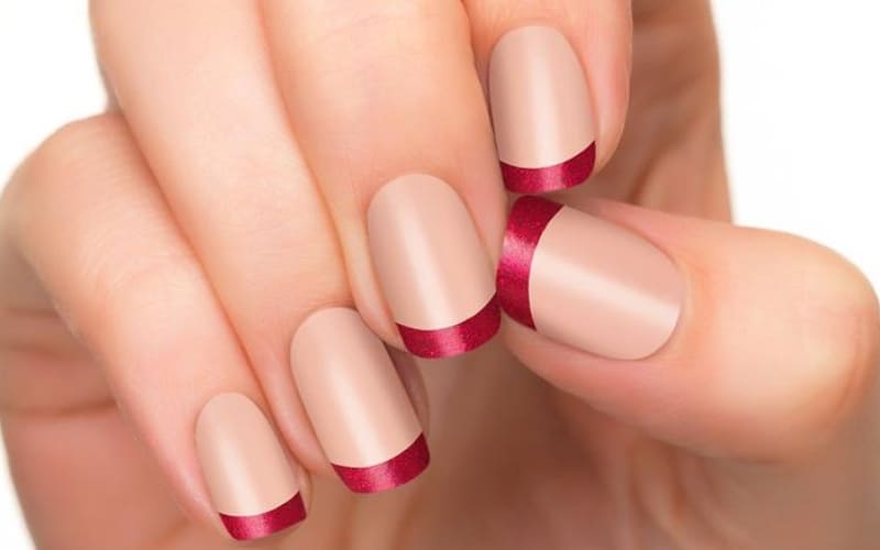 Kiểu nail bán nguyệt xuất hiện từ thập niên 1920.
