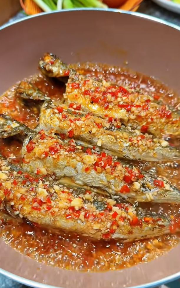 Cách làm cá nục sốt chua ngọt bắt cơm, ăn là ghiền