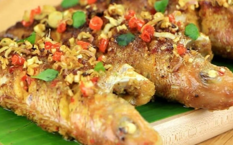 Cá hường muối sả chiên