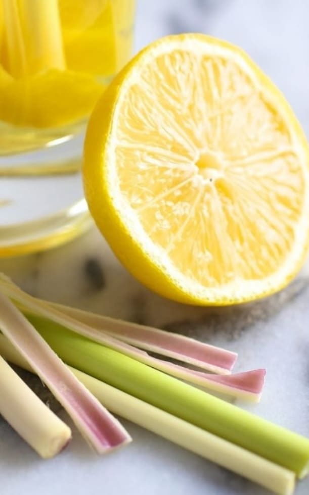 Cách dùng tinh dầu sả chanh đuổi muỗi an toàn, hiệu quả