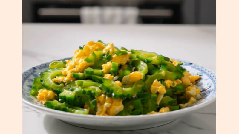 Khổ qua xào trứng