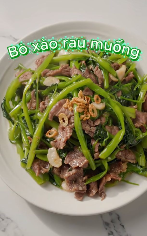 2 cách làm bò xào rau muống đơn giản, thấm vị, hết nồi cơm