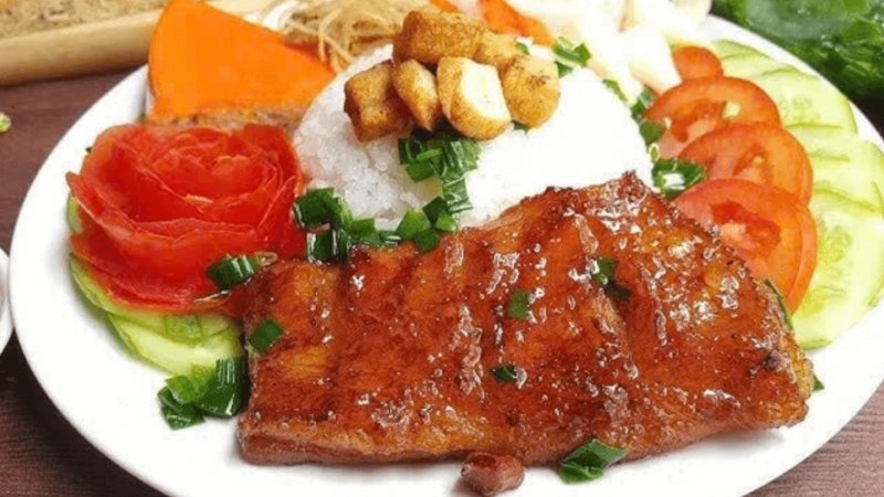 Thịt cốt lết chiên