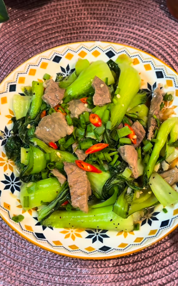 Vừa ngon vừa bổ với món bò xào cải thìa ăn hoài không ngán