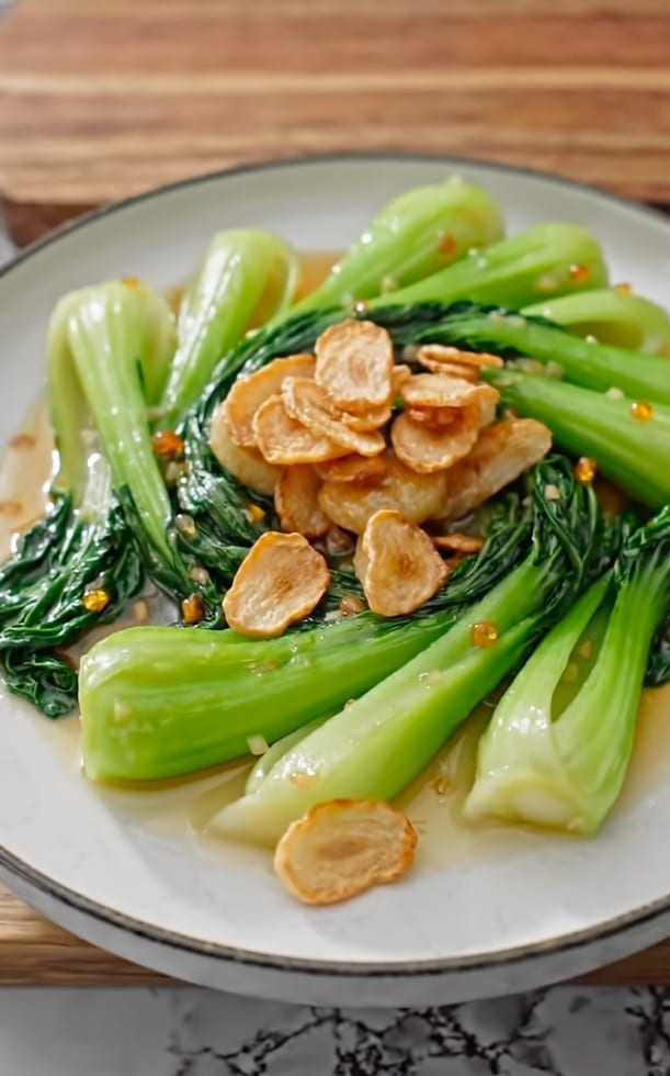 Vào bếp làm cải thìa xào tỏi​ cực dính cơm cho bữa cơm nhà