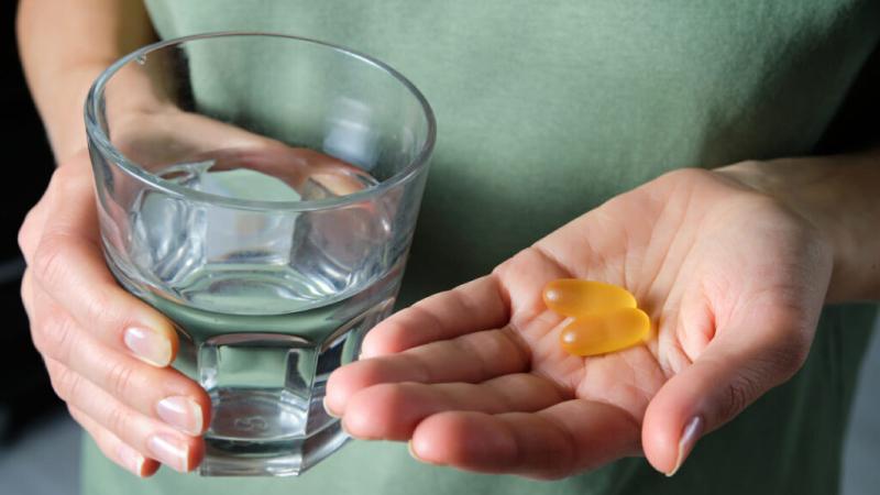 Tác dụng phụ khi dùng vitamin E sai cách