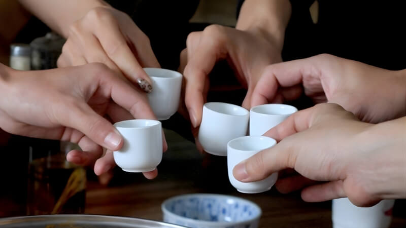 Gợi ý cách từ chối rượu lịch sự Gợi ý cách từ chối rượu lịch sự