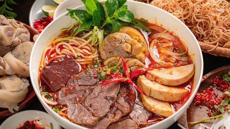 Bún bò Huế thơm ngon